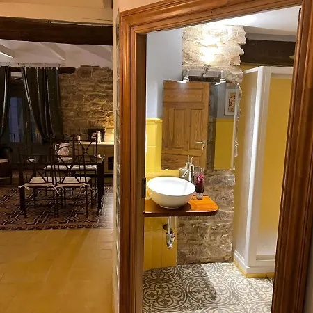 Casa Del Torno De Monjas Úbeda